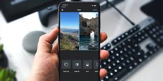 2 Easy Ways to Combine Photos on an iPhone